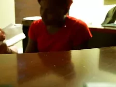 Tökmə xüsusi porno online sarışın sarah jessie sevir cinsi üçümüz