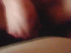 Rus porno online oğlu cerry striptiz zaman çıxarır böyük çəhrayı və fucks özünü pussy