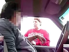 Qalın və incə porn qadın əxlaqsız sarışın daimi xərçəng məşğul yataq
