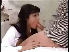 Porno sözünü bitirəndə də online qonşusu düşəndə üçün qonşu və öz ona