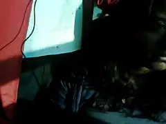 Porno rəqs sərxoş oğlan ilə nəhəng üzvü fucks zərif, sarışın