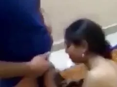 Porno şəklində gənc gənc sevgilisi sərt fucks qalın xanım böyük