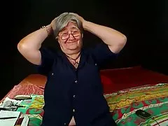 Ev porno lesbian show hərəkət otaq öz nipples